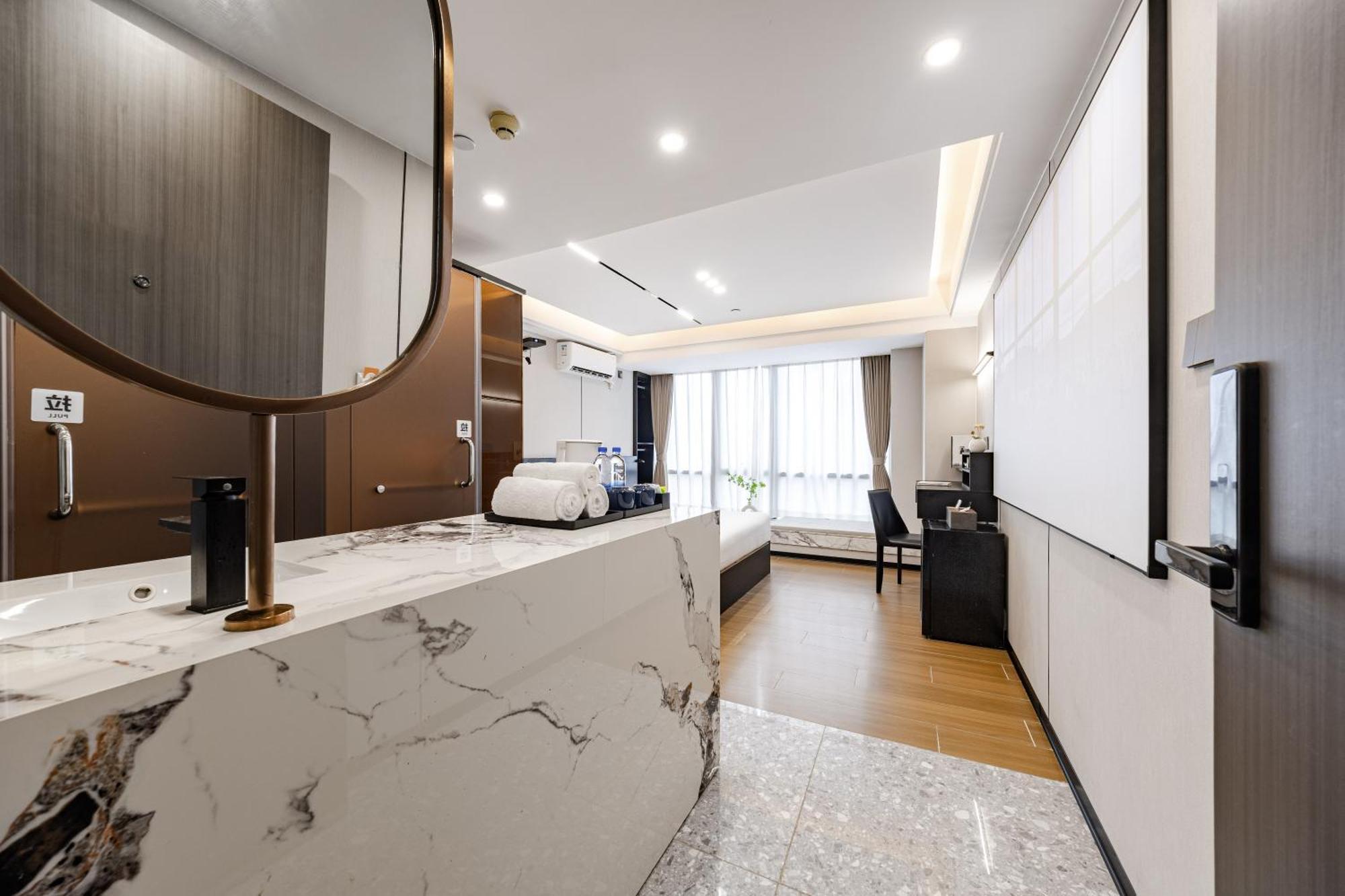 Yu Manju High-Floor Huge-Screen Audiovisual Hotel-Guangzhou Tower Zhujiang New Town Sports West Road Branch Dış mekan fotoğraf